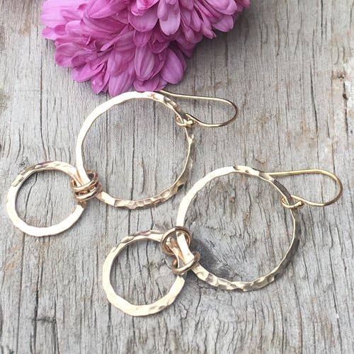 Gold Filled Two's Company Hammered Circle Earrings – The Jewelers Edge
